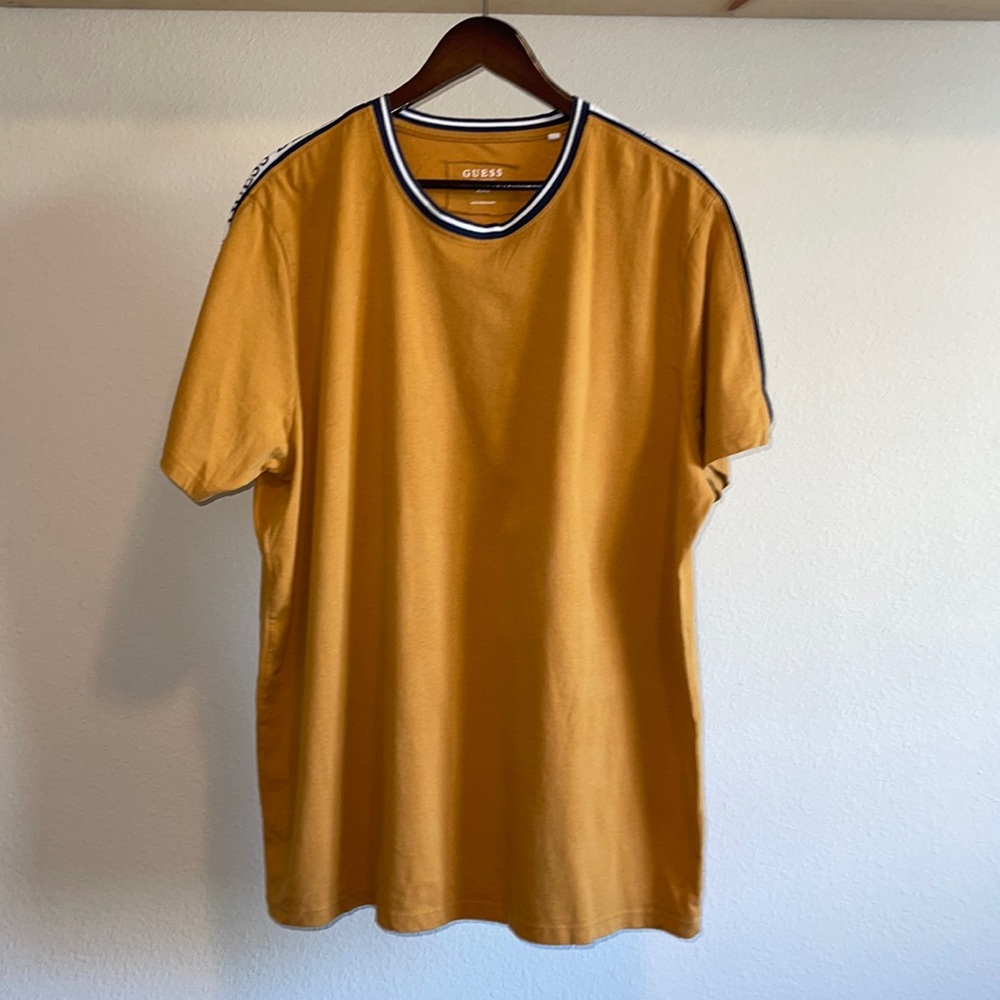 Guess Short Sleeve T-Shirt
